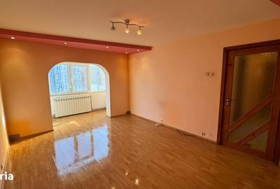 Apartament cu 3 camere semidecomandat în Sud - 7
