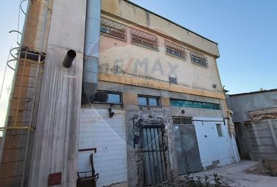 Spațiu comercial, de 690.09997558594 mp, în Central - 17