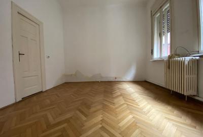 Casă individuală cu 4 camere cu Canalizare în Floreasca - 7