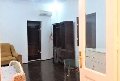 Apartament cu 3 camere decomandat în 13 Septembrie