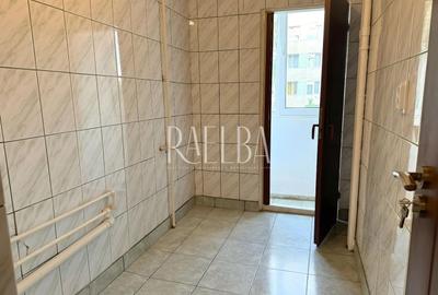 | Drumul Taberei | 2 camere | La METROU | - 13