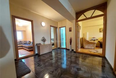 Apartament cu 4 camere decomandat în Transilvaniei - 7