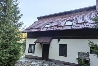 Casă cu 11 camere cu Teren 1560 Mp în Moieciu - 7