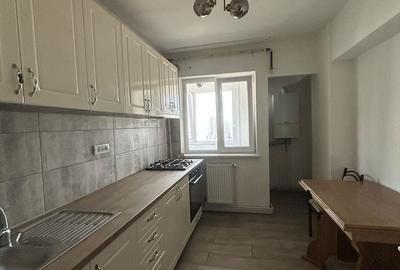 Apartament cu 3 camere decomandat în Central - 4