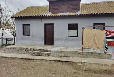 Casă cu Teren 500 Mp în Central - 2