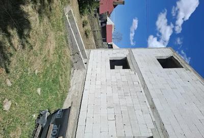 Casă cu Teren 1300 Mp în Măguri - 2
