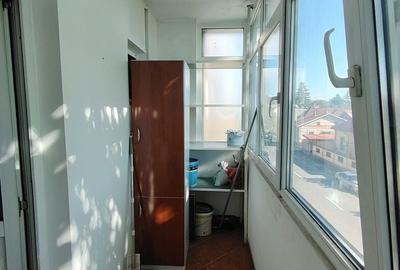 Apartament cu 3 camere decomandat în Central - 1