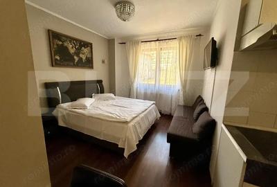 Garsonieră decomandată în Central - 4