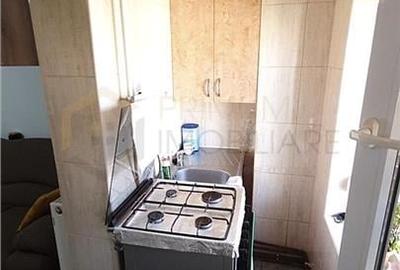 SIMION BARNUTIU - 2 Camere - Decomandat - Centrala proprie - 3