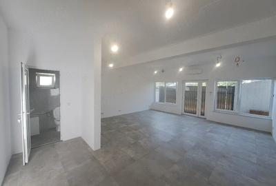 Spațiu comercial, de 50 mp, în Lumina - 2