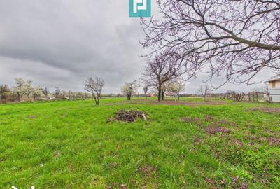 Teren de 2777 mp, în Oșorhei - 5