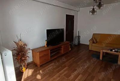 Vanzare apartament 2 camere, zona micro 21, 64 mp - 1