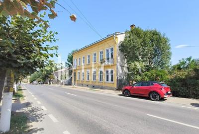 VÂNZARE/SCHIMB CU TEREN  - Clădire interbelică, centru oraș Siret - 15