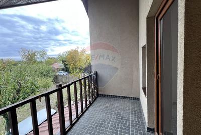 Casă individuală cu 4 camere cu Garaj în Central - 29