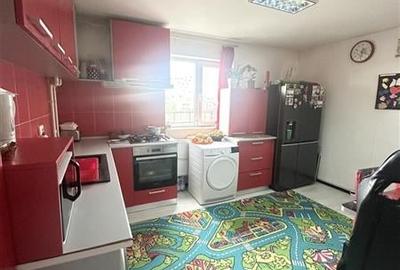 Casa 3 camere, amplasata pe un teren de 326 mp, Valu lui Traian - 11