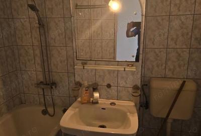 Apartament cu 2 camere decomandat în Micro 15 - 1