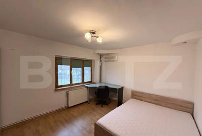 Apartament cu 4 camere decomandat în Rovine - 11