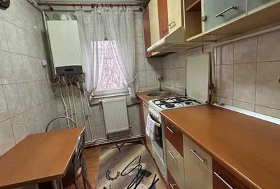 Apartament cu 3 camere decomandat în Dacia - 8