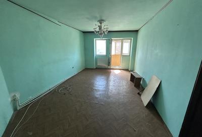 Apartament cu 3 camere decomandat în Gara