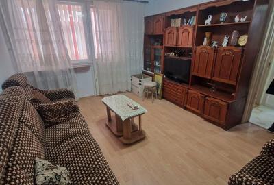 Apartament cu 2 camere în Drumul Taberei