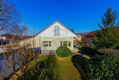 Casă cu 5 camere cu Teren 2490 Mp în Țicău - 5