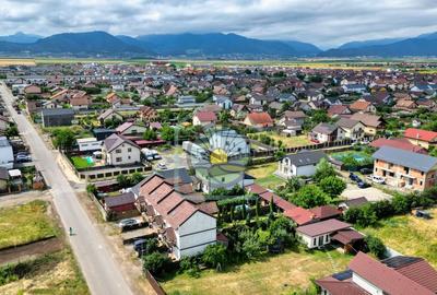 Duplex cu 5 camere cu Canalizare în Tărlungeni - 2