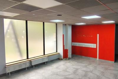 Spațiu comercial, de 73 mp, în Nicolina - 4