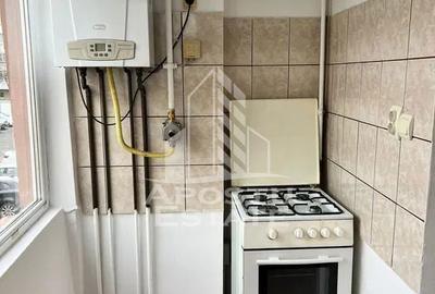 Apartament cu 2 camere, mobilat în Soarelui - 4