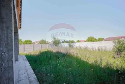 Casa de vanzare cu 4 dormitoare, teren 573 mp,  in Sanmartin - 12