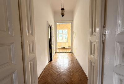 Spatiu pentru birouri, curte interioara si VAD | Balcescu - 7