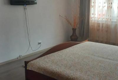 Inchiriez apartament grup 200 Craiovita Noua - 2