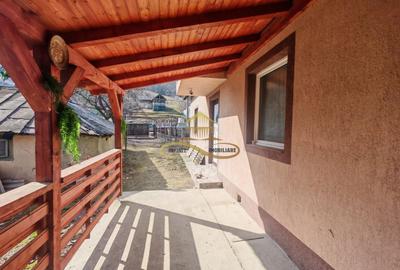 Casă individuală cu 2 camere cu Canalizare în Parava - 24