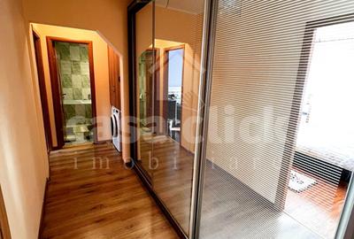 Apartament primitor cu 3 camere, renovat cu bun gust, în Micro 16 - 2