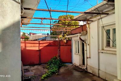 CASA 3 CAMERE CU TEREN SI SPATIU COMERCIAL - TROCADERO CASA 3 CAMERE CU TEREN SI SPATIU COMERCIAL - TROCADERO - 8