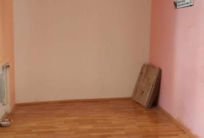 Casă cu 4 camere în Exterior Vest - 2