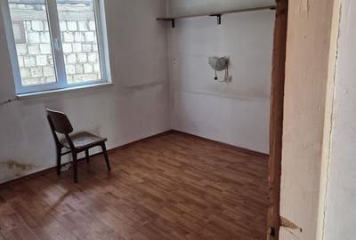 Casă cu 4 camere cu Teren 236 Mp în Central - 12