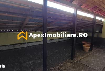 Casă cu 4 camere în Drumul Taberei