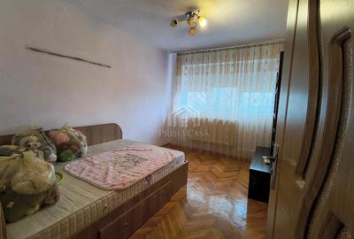 Apartament cu 2 camere decomandat în Micro 5 - 3
