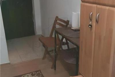 Garsonieră nedecomandată, mobilată în Complex Studențesc - 2