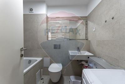 Apartament cu 3 camere decomandat, mobilat în Tractorul - 8
