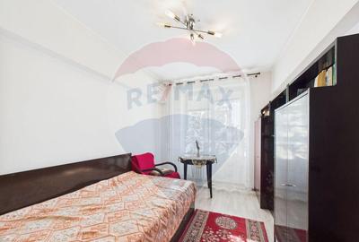 Apartament cu 3 camere de vanzare in zona Decebal - Baba ... - 4