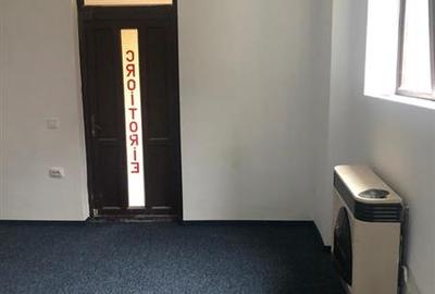 Spațiu comercial, de 20 mp, în Central - 10