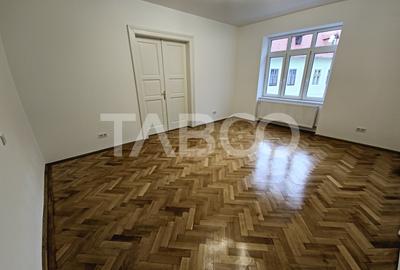 Spatiu de birouri de inchiriat 4 camere 122mp Centrul Istoric Sibiu - 8