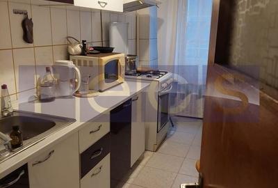 GARSONIERA TIMPURI NOI | VACARESTI | SECTOR 4 - 3