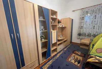 Apartament cu 3 camere semidecomandat în Boul Roșu - 3