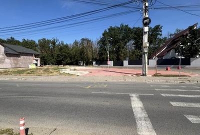 Teren intravilan cu potential de activitate comerciala ,Comuna Vanatori 740 mp - 2