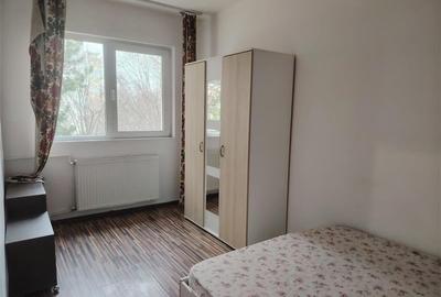 Apartament cu 3 camere, mobilat si utilat situat în Ploiesti, cartier nord Apartament cu 3 camere, mobilat si utilat situat în Ploiesti, cartier nord - 2