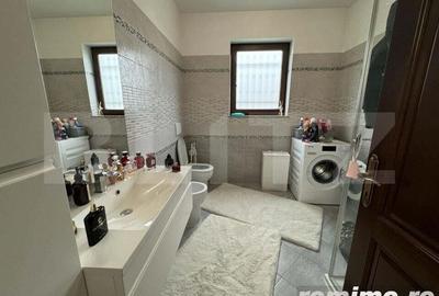 Casă cu 5 camere cu Teren 1000 Mp în Marginea - 1