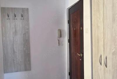 Apartament cu 2 camere semidecomandat în Independenței - 4