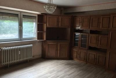 Apartament 3 camere, Str. Louis Pasteur, langa Spitalul Jud, - 2